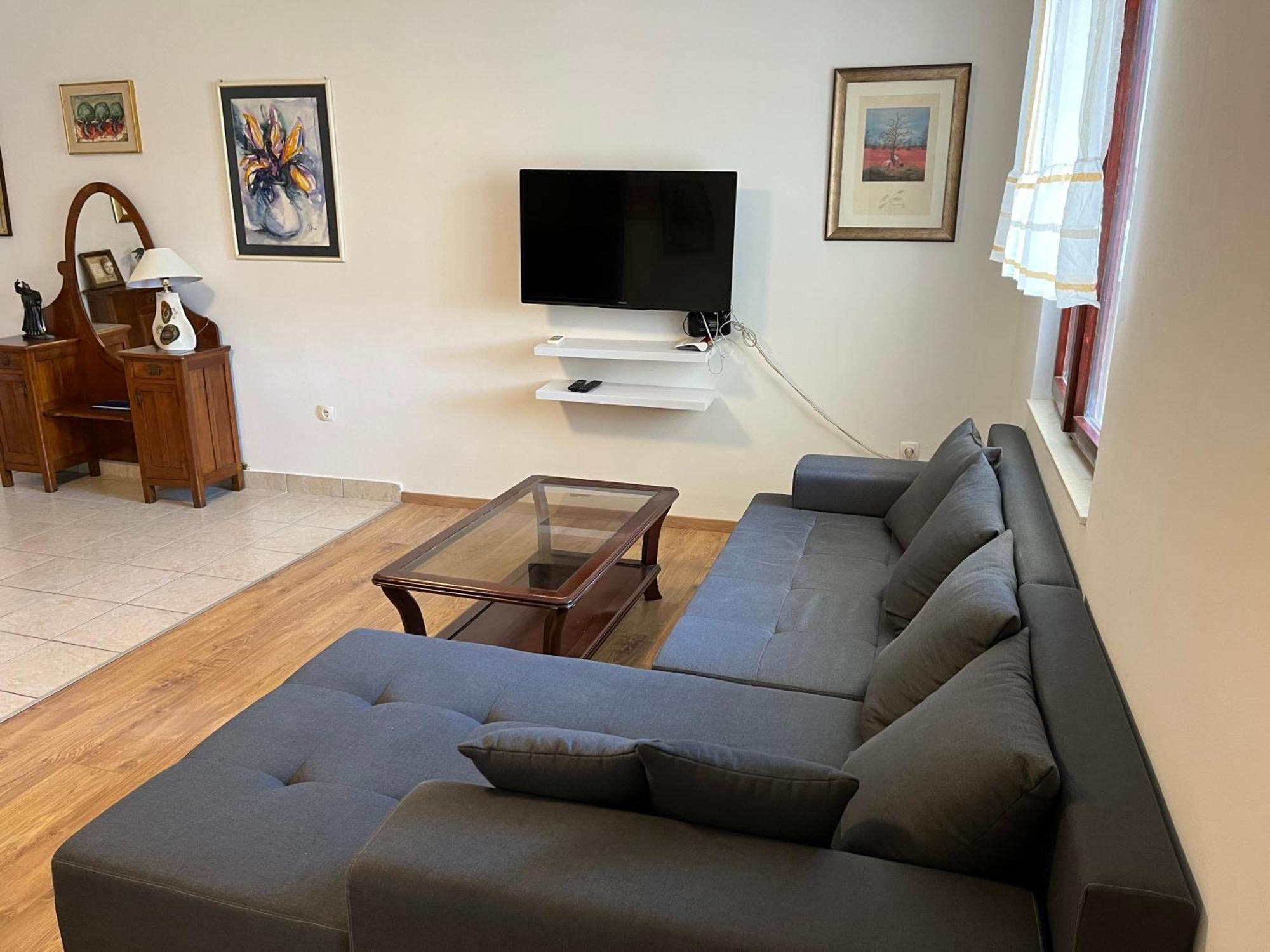 Beachfront Apartment Drazen, With Garden And Parking Split Kültér fotó